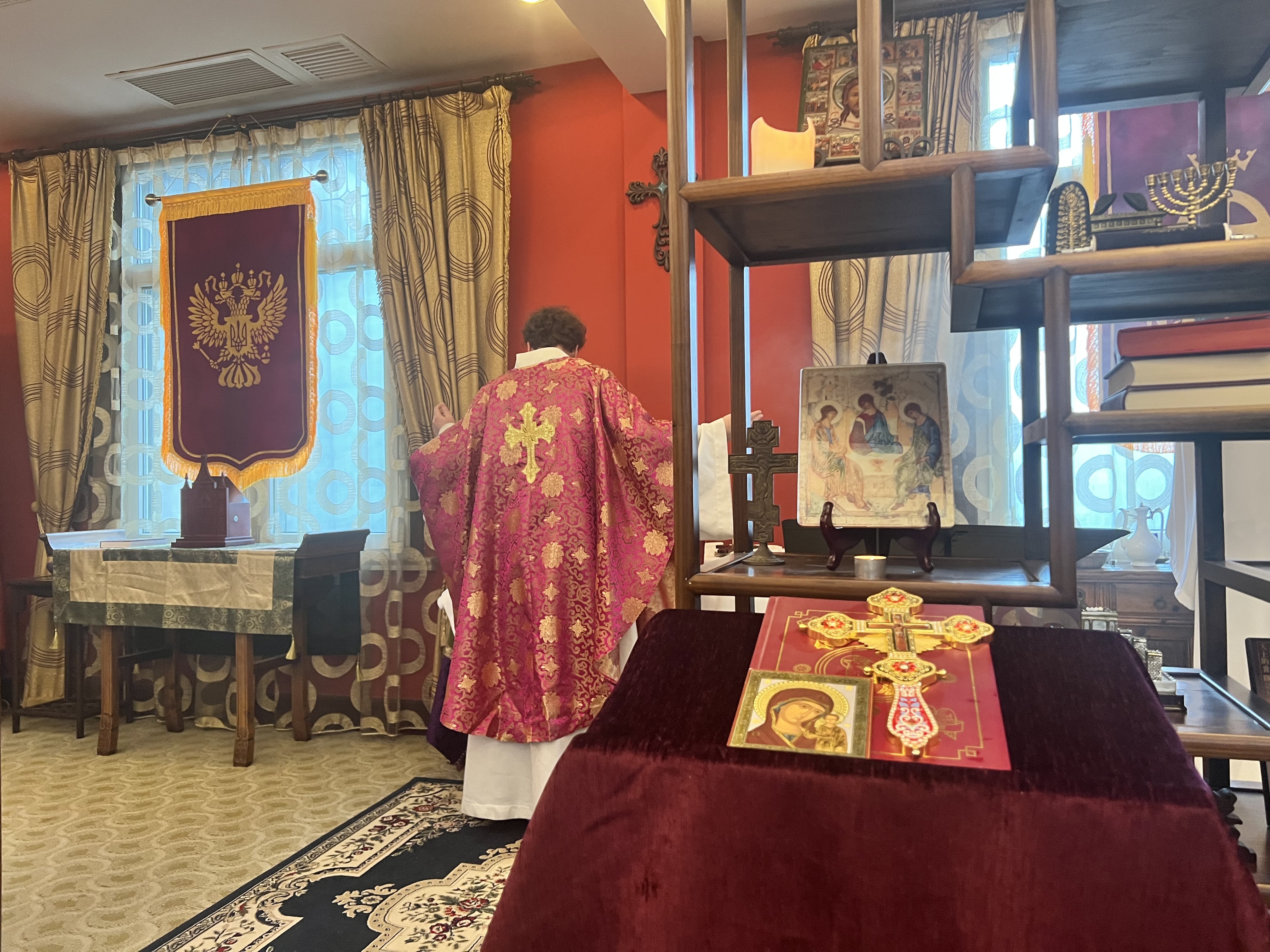 UOCEA clergy and faithful